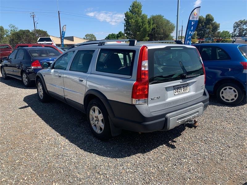 2005 VOLVO XC70 4D WAGON LIFESTYLE EDITION (LE) 05 UPGRADE